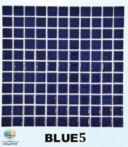 کاشی استخری پشت توری گهرفام BLUE5، در مرکز فروش انواع کاشی استخری در اصفهان با قیمت مناسب عرضه می گردد. این کاشی استخری در ابعاد مربعی 2.5×2.5 سانت در رنگهای سفید و ترکیب آبی با لعاب شفاف و جنس پرسلان می باشد. جهت خرید این محصول با شماره 09138822264 تماس حاصل نمایید.