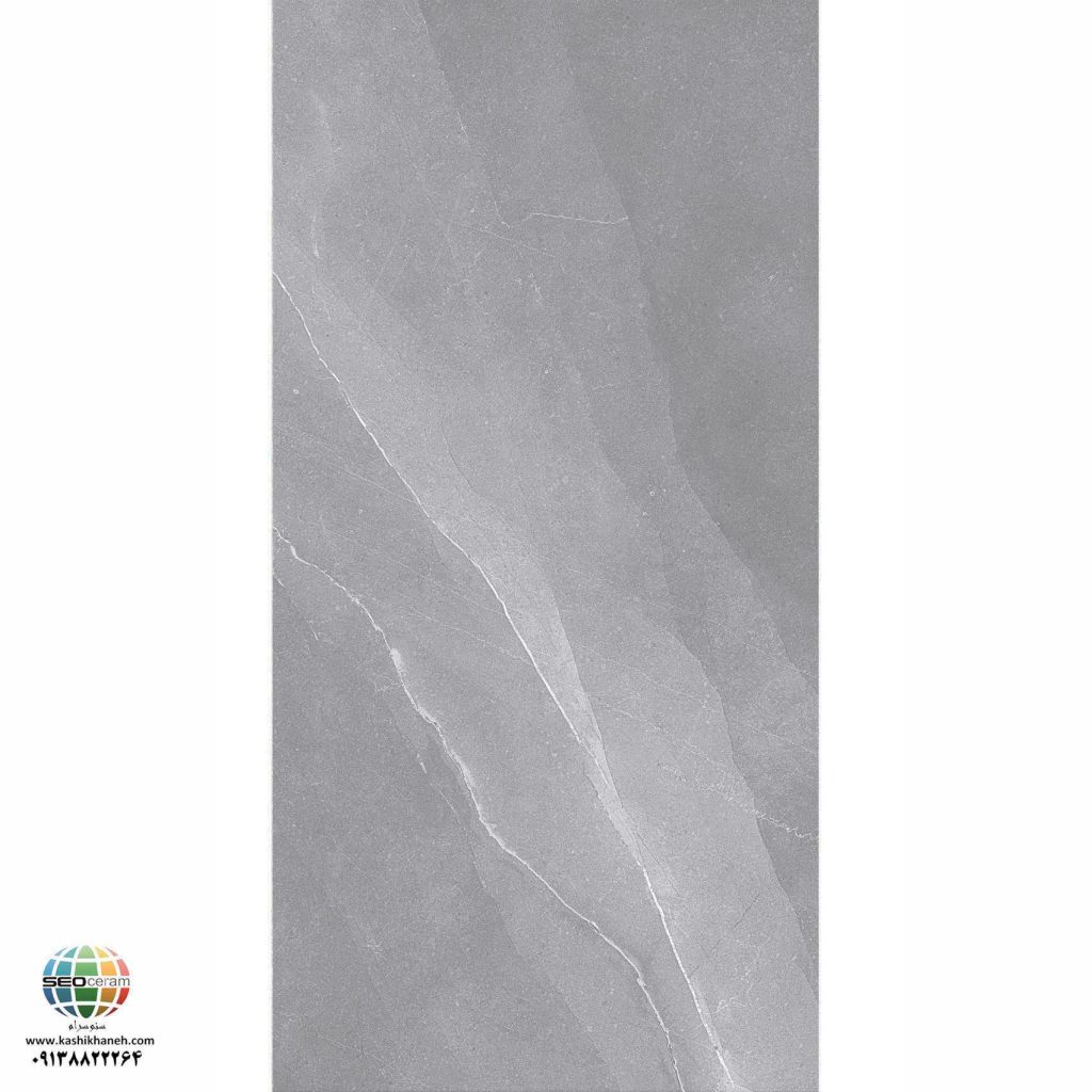 سرامیک پرسلان مات سانست طوسی روشن کاشی الوند تولید شده در سایز 120×60 با لعاب مات ابریشمی و ضخامت 12 میلیمتر یکی از طرح های زیبای کاشی های تولیدی شرکت کاشی الوند می باشد. این محصول از جنس پرسلان با بالاترین دوام در شرایط سخت و کمترین میزان جذب آب ممکن می باشد.