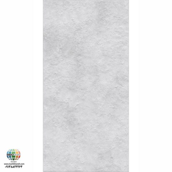 سرامیک پرسلان مات ملانین طوسی روشن برجسته کاشی الوند تولید شده در سایز 120×60 با لعاب مات ابریشمی و ضخامت 12 میلیمتر یکی از طرح های زیبای کاشی های تولیدی شرکت کاشی الوند می باشد. این محصول از جنس پرسلان با بالاترین دوام در شرایط سخت و کمترین میزان جذب آب ممکن می باشد.