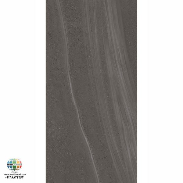 سرامیک پرسلان مات منهتن طوسی تیره کاشی الوند تولید شده در سایز 120×60 با لعاب مات ابریشمی و ضخامت 12 میلیمتر یکی از طرح های زیبای کاشی های تولیدی شرکت کاشی الوند می باشد. این محصول از جنس پرسلان با بالاترین دوام در شرایط سخت و کمترین میزان جذب آب ممکن می باشد.