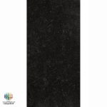 سرامیک پرسلان مات ونتا مشکی کاشی الوند تولید شده در سایز 120×60 با لعاب مات ابریشمی و ضخامت 12 میلیمتر یکی از طرح های زیبای کاشی های تولیدی شرکت کاشی الوند می باشد. این محصول از جنس پرسلان با بالاترین دوام در شرایط سخت و کمترین میزان جذب آب ممکن می باشد.