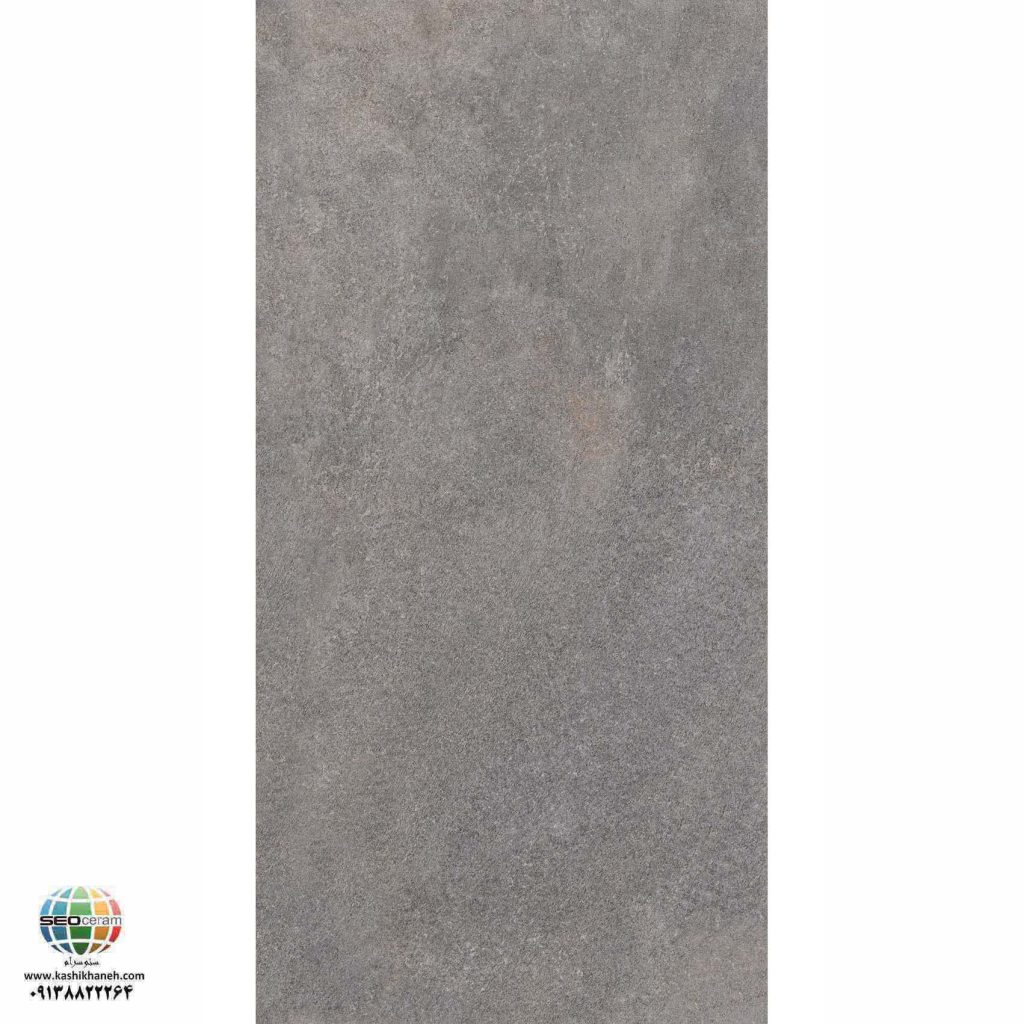 سرامیک پرسلان مات کایا طوسی کاشی الوند تولید شده در سایز 120×60 با لعاب مات ابریشمی و ضخامت 12 میلیمتر یکی از طرح های زیبای کاشی های تولیدی شرکت کاشی الوند می باشد. این محصول از جنس پرسلان با بالاترین دوام در شرایط سخت و کمترین میزان جذب آب ممکن می باشد.