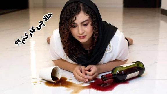 کاشی برای پذیرایی چی بخرم؟ راهنمای کامل انتخاب پذیرایی قلب خانه است؛ جایی که مهمانها را میپذیرید و بیشترین زمان دورهمی در آن میگذرد. به همین دلیل انتخاب کفپوش مناسب، مخصوصاً کاشی و سرامیک، اهمیت بسیار زیادی دارد. سؤال رایجی که بسیاری از خریداران میپرسند این است: کاشی برای پذیرایی چی بخرم که هم شیک باشد، هم دوام بالا داشته باشد و هم بعد از مدتی از مد نیفتد؟ در این راهنمای کامل، تمام نکات مهم انتخاب سرامیک پذیرایی را به زبان ساده و کاربردی بررسی میکنیم تا بتوانید بهترین تصمیم خرید را بگیرید.