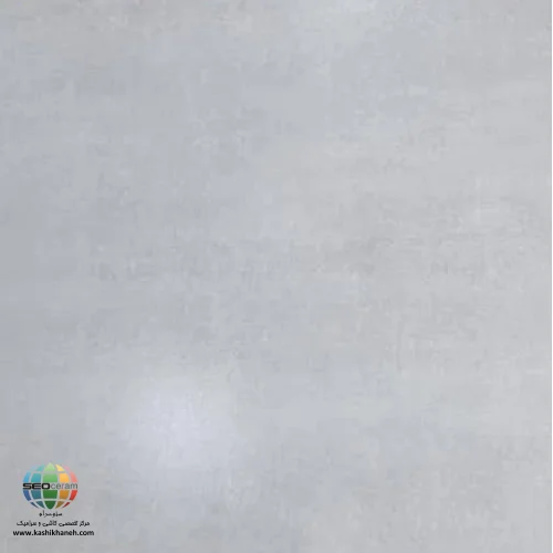 سرامیک پرسلان سمنت طوسی روشن مات کاشی صالح سرام معرفی سرامیک پرسلان سمنت طوسی روشن مات کاشی صالح سرام سرامیک پرسلان سمنت طوسی روشن مات کاشی صالح سرام یکی از محصولات مدرن و باکیفیت برای پوشش کف ساختمان است که با ابعاد استاندارد 80×80 سانتی‌متر تولید می‌شود. این محصول با بهره‌گیری از بدنه پرسلانی، مقاومت بسیار بالایی در برابر فشار، ضربه، سایش و نفوذ رطوبت دارد و به همین دلیل در پروژه‌های ساختمانی لوکس و مدرن مورد توجه معماران و طراحان داخلی قرار گرفته است. رنگ طوسی روشن در کنار بافت الهام‌گرفته از سنگ و بتن طبیعی، ظاهری ساده، شیک و ماندگار ایجاد می‌کند که به‌راحتی با انواع سبک‌های دکوراسیون هماهنگ می‌شود. برخلاف بسیاری از کفپوش‌ها که پس از مدتی ظاهر خود را از دست می‌دهند، این سرامیک به دلیل کیفیت بالای لعاب و بدنه، زیبایی خود را برای سال‌های طولانی حفظ می‌کند. سطح مات سرامیک پرسلا ن سمنت طوسی روشن مات کاشی صالح سرامعلاوه بر زیبایی، مزایای کاربردی فراوانی نیز دارد. انعکاس نور در آن کنترل‌شده است و همین موضوع باعث می‌شود فضای داخلی آرام‌تر و طبیعی‌تر به نظر برسد. همچنین سطح مات نسبت به سرامیک‌های براق لغزندگی کمتری ایجاد می‌کند و برای محیط‌های پرتردد انتخاب مناسب‌تری است. استفاده از اسرامیک پرسلان رابل طوسی روشن مات کاشی صالح سرام در سالن‌های پذیرایی، نشیمن، دفاتر اداری، فروشگاه‌ها، لابی برج‌ها و بسیاری از محیط‌های تجاری باعث ایجاد فضایی مدرن، حرفه‌ای و منظم خواهد شد.