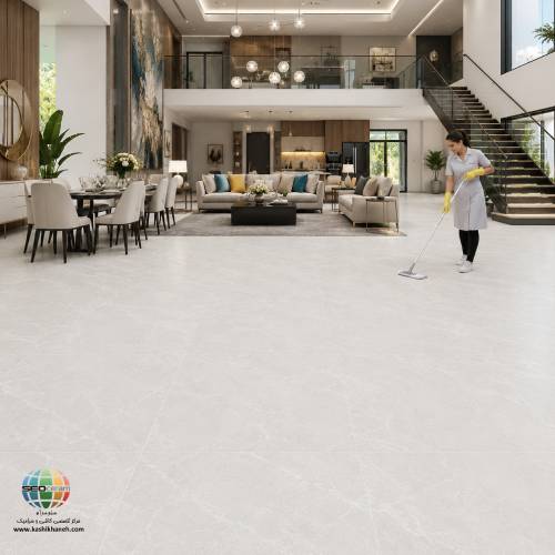 سرامیک پرسلان فلور طوسی روشن مات کاشی آسیا 120×120 انتخاب پوشش مناسب برای کف و دیوار ساختمان یکی از مهمترین تصمیمات در طراحی داخلی است. کیفیت متریال، دوام، زیبایی و هماهنگی با سبک معماری، همگی در ارزش نهایی یک فضا تأثیرگذار هستند. در میان محصولات موجود در بازار، سرامیک پرسلان فلور طوسی روشن مات کاشی آسیا 120×120 به دلیل ظاهر مدرن، کیفیت ساخت بالا و مقاومت فوقالعاده، به یکی از گزینههای محبوب معماران، طراحان داخلی و سازندگان ساختمان تبدیل شده است. رنگ طوسی روشن این محصول، الهامگرفته از بافت سنگهای طبیعی است و جلوهای لوکس، آرام و امروزی به محیط میبخشد. استفاده از لعاب مات نیز باعث شده است تا سطح سرامیک نور را بهصورت ملایم بازتاب دهد و حس طبیعیتری ایجاد کند. همین ویژگی باعث میشود این محصول در فضاهای مینیمال، مدرن، صنعتی و حتی کلاسیک نیز بهراحتی مورد استفاده قرار گیرد. ابعاد بزرگ 120×120 سانتیمتر نیز یکی دیگر از مزایای مهم این محصول است. هرچه ابعاد سرامیک بزرگتر باشد، تعداد بندها کمتر شده و در نتیجه سطحی یکدستتر، زیباتر و چشمنوازتر ایجاد میشود. این ویژگی مخصوصاً در سالنهای بزرگ، لابیها، ویلاها و واحدهای لوکس اهمیت زیادی دارد.