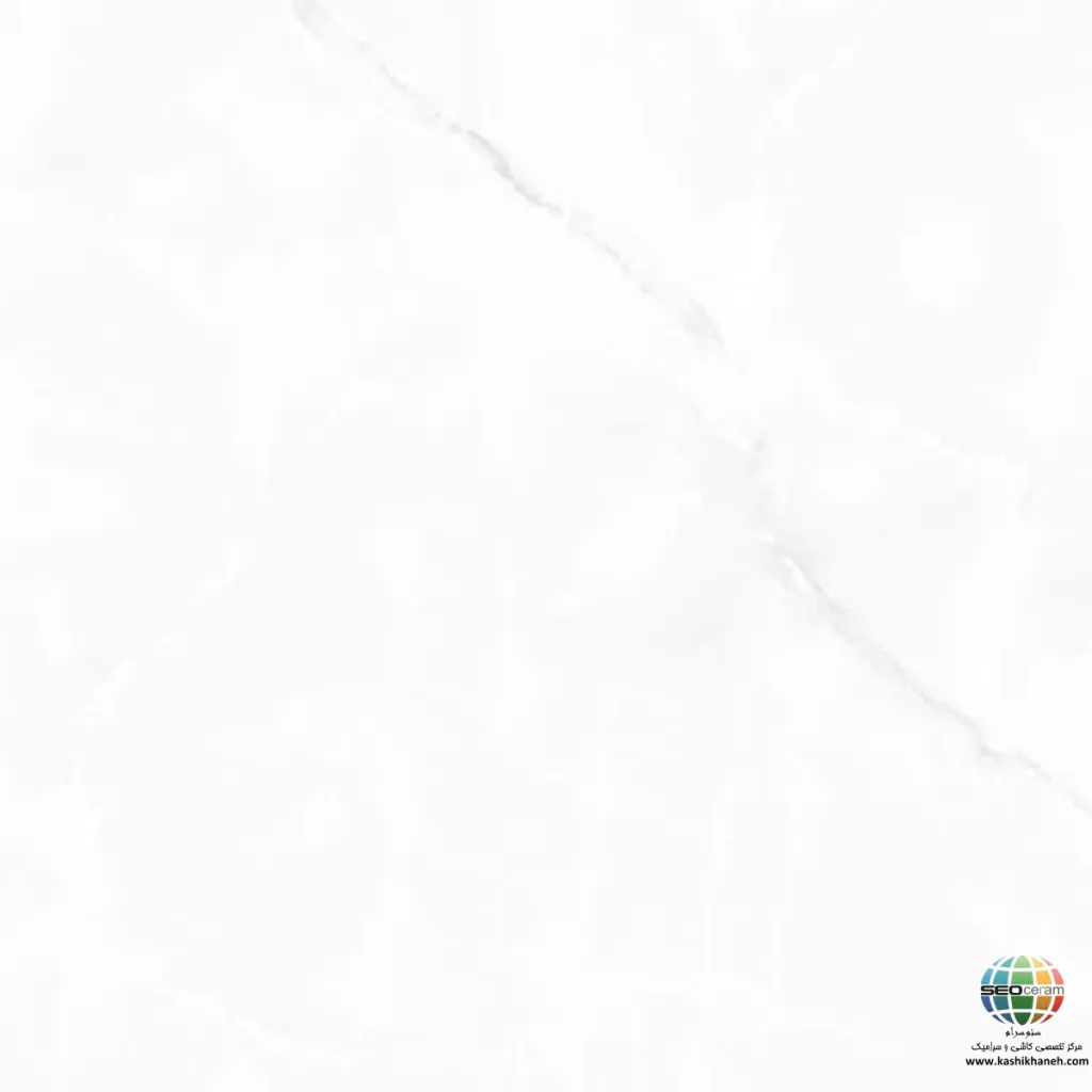 معرفی سرامیک خاک سفید عرشیا براق کاشی ماهان سرام سرامیک خاک سفید عرشیا براق کاشی ماهان سرام یکی از محصولاتی است که با زمینه سفید، سطح براق و ابعاد 80×80 سانتی‌متر، برای افرادی که به طراحی روشن و مدرن علاقه دارند، گزینه‌ای قابل توجه محسوب می‌شود. زمینه روشن سرامیک خاک سفید عرشیا براق کاشی ماهان سرام باعث می‌شود نور در محیط بهتر منعکس شود و فضا از نظر بصری بازتر و روشن‌تر به نظر برسد. رگه‌های ظریف موجود روی سطح نیز حالتی شبیه به سنگ‌های طبیعی روشن ایجاد می‌کنند و به سرامیک ظاهری ساده اما لوکس می‌دهند. ابعاد 80×80 سانتی‌متر نیز باعث می‌شود سرامیک خاک سفید عرشیا براق کاشی ماهان سرام برای فضاهایی مانند سالن پذیرایی، نشیمن، لابی و برخی پروژه‌های تجاری انتخاب مناسبی باشد؛ البته انتخاب نهایی باید بر اساس مشخصات فنی و شرایط محل اجرا انجام شود. انتخاب کف‌پوش مناسب می‌تواند تأثیر زیادی بر زیبایی، روشنایی و جلوه نهایی یک فضای داخلی داشته باشد. امروزه بسیاری از افراد هنگام طراحی خانه، دفتر کار، سالن پذیرایی و فضاهای تجاری به سراغ سرامیک‌هایی می‌روند که علاوه بر ظاهر زیبا، قابلیت هماهنگی با سبک‌های مختلف دکوراسیون را نیز داشته باشن