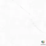 معرفی سرامیک خاک سفید عرشیا براق کاشی ماهان سرام سرامیک خاک سفید عرشیا براق کاشی ماهان سرام یکی از محصولاتی است که با زمینه سفید، سطح براق و ابعاد 80×80 سانتی‌متر، برای افرادی که به طراحی روشن و مدرن علاقه دارند، گزینه‌ای قابل توجه محسوب می‌شود. زمینه روشن سرامیک خاک سفید عرشیا براق کاشی ماهان سرام باعث می‌شود نور در محیط بهتر منعکس شود و فضا از نظر بصری بازتر و روشن‌تر به نظر برسد. رگه‌های ظریف موجود روی سطح نیز حالتی شبیه به سنگ‌های طبیعی روشن ایجاد می‌کنند و به سرامیک ظاهری ساده اما لوکس می‌دهند. ابعاد 80×80 سانتی‌متر نیز باعث می‌شود سرامیک خاک سفید عرشیا براق کاشی ماهان سرام برای فضاهایی مانند سالن پذیرایی، نشیمن، لابی و برخی پروژه‌های تجاری انتخاب مناسبی باشد؛ البته انتخاب نهایی باید بر اساس مشخصات فنی و شرایط محل اجرا انجام شود. انتخاب کف‌پوش مناسب می‌تواند تأثیر زیادی بر زیبایی، روشنایی و جلوه نهایی یک فضای داخلی داشته باشد. امروزه بسیاری از افراد هنگام طراحی خانه، دفتر کار، سالن پذیرایی و فضاهای تجاری به سراغ سرامیک‌هایی می‌روند که علاوه بر ظاهر زیبا، قابلیت هماهنگی با سبک‌های مختلف دکوراسیون را نیز داشته باشن