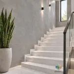 سرامیک خاک قرمز یامال تخت روشن مات کاشی ماهان سرام سرامیک خاک قرمز یامال تخت روشن مات کاشی ماهان سرام با ابعاد 120×60 سانتیمتر، یکی از گزینههایی است که میتواند در طراحی دیوارهای مختلف مورد استفاده قرار گیرد. سرامیک خاک قرمز یامال تخت روشن مات کاشی ماهان سرام با زمینه روشن و سطح مات، ظاهر نسبتاً آرام و خنثی دارد و طرح یامال نیز بخش دکوراتیو و رستیک آن را شکل میدهد. ترکیب سطح تخت و ساده با قسمتهای طرحدار ، امکان ایجاد تنوع در طراحی را فراهم میکند. به همین دلیل میتوان از سرامیک خاک قرمز یامال تخت روشن مات کاشی ماهان سرام برای پوشش کامل برخی دیوارها یا ایجاد یک دیوار شاخص در فضاهای مسکونی، تجاری و اداری استفاده کرد. انتخاب یک سرامیک مناسب برای دیوار، تنها به رنگ و ابعاد محصول محدود نمیشود. نوع سطح، طرح، سبک دکوراسیون، محل استفاده، شرایط محیط و نحوه اجرای سرامیک نیز از عوامل مهمی هستند که باید پیش از خرید مورد توجه قرار گیرند.