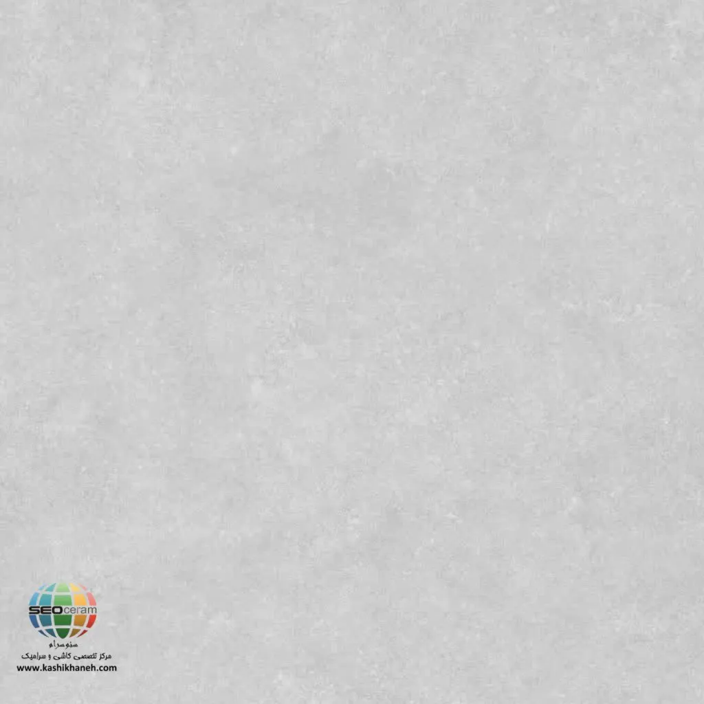 سرامیک خاک سفید منتیا طوسی مات کاشی ماهان سرام سرامیک خاک سفید منتیا طوسی مات کاشی ماهان سرام یکی از گزینه‌هایی است که می‌توان برای طراحی فضاهای امروزی مورد بررسی قرار داد. ترکیب رنگ طوسی با سطح مات، ظاهری ساده و قابل هماهنگی با سبک‌های مختلف دکوراسیون ایجاد می‌کند. ابعاد ۸۰×۸۰ سانتی‌متر نیز این محصول را در گروه سرامیک‌های مربعی با ابعاد نسبتاً بزرگ قرار می‌دهد. اگر قصد دارید برای سالن پذیرایی، اتاق خواب، دفتر کار یا یک فضای تجاری سرامیک انتخاب کنید، شناخت ویژگی‌های ظاهری، اصول نصب و روش نگهداری آن به شما کمک می‌کند تصمیم دقیق‌تری بگیرید. در ادامه، نکات مهم درباره سرامیک خاک سفید منتیا طوسی مات کاشی ماهان سرام و معیارهای انتخاب آن را بررسی می‌کنیم. انتخاب کف‌پوش مناسب یکی از تصمیم‌های مهم در طراحی و بازسازی ساختمان است؛ زیرا رنگ، ابعاد و نوع سطح سرامیک می‌تواند بر ظاهر کلی فضا، هماهنگی اجزای دکوراسیون و حتی احساس روشنایی محیط تأثیر بگذارد. به همین دلیل، آشنایی با مدل‌های مختلف سرامیک پیش از خرید اهمیت زیادی دارد.